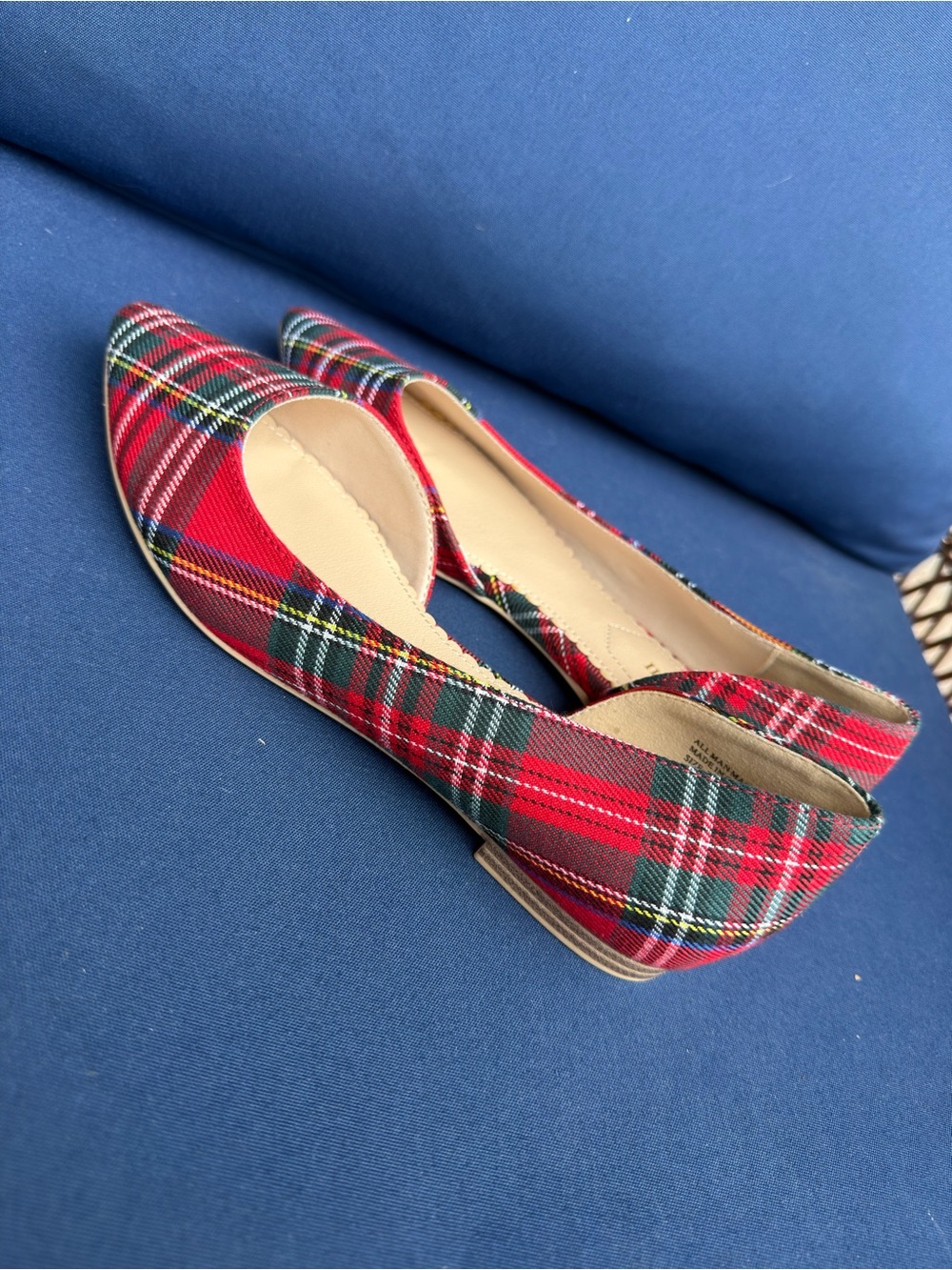 Isaac Mizrahi Amaya Women's Red Tartan Plaid D'Orsay Flats 7.5 Pointed Toe Party - Picture 9 of 16